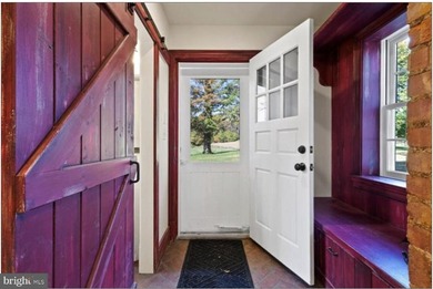 For Sale Subject to Existing Lease. A Long Tree Lined Drive - photo 18