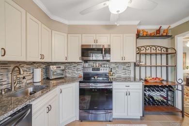 Bright and inviting home offering a perfect blend of comfort - photo 19