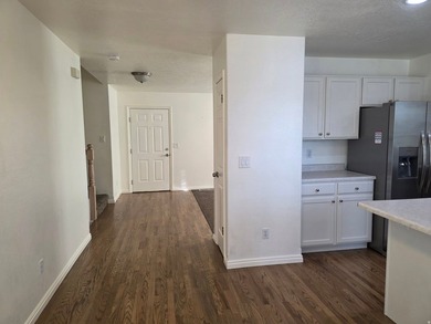 Centrally located in the heart of Spanish Fork, this beautiful - photo 9