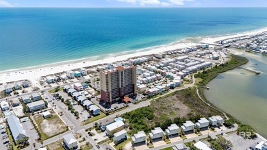 Top-floor corner unit with Gulf views and Little Lagoon views! - photo 25