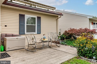 Welcome to this beautifully maintained expanded Gladwin model - photo 27