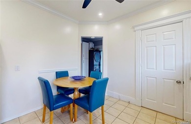 Beautiful Legal Two-Family Home, Also Works Seamlessly As A - photo 8