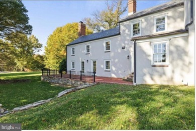 For Sale Subject to Existing Lease. A Long Tree Lined Drive - photo 29