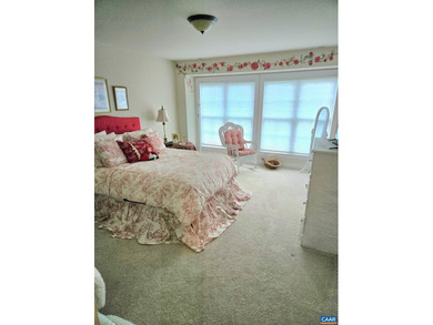 Fabulous mountain views and golf course frontage with fenced - photo 43