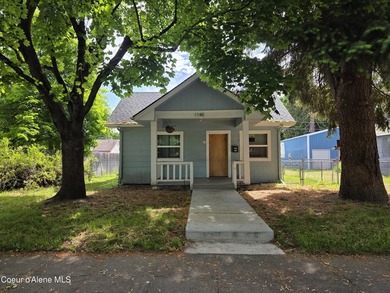 CHARMING DOWNTOWN COEUR D'ALENE BUNGALOW...Enjoy the best of - photo 3