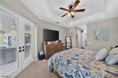 Walking distance to Cape Harbour! RV garage with Car Lift - photo 20
