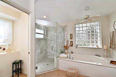 TIRED OF CONDO LIVING SPREAD OUT IN THIS ESTATE PROPERTY. This - photo 21