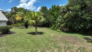 TIRED OF CONDO LIVING SPREAD OUT IN THIS ESTATE PROPERTY. This - photo 32