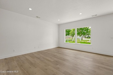 Incredible opportunity to purchase a brand-new, stunning - photo 6