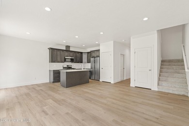 Incredible opportunity to purchase a brand-new, stunning - photo 7