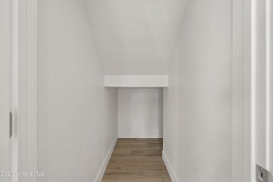 Incredible opportunity to purchase a brand-new, stunning - photo 9