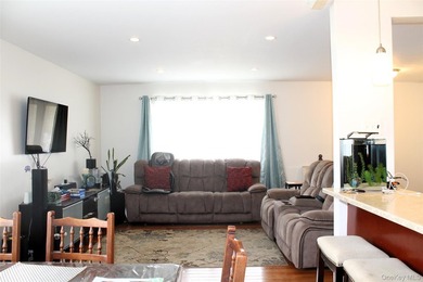 Welcome to your new home- a beautifully maintained and fully - photo 20