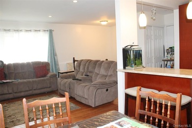 Welcome to your new home- a beautifully maintained and fully - photo 22