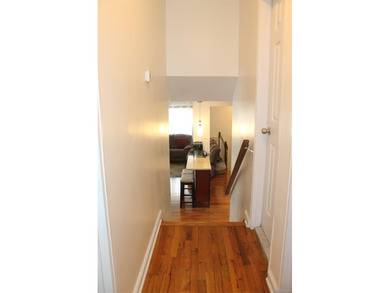 Welcome to your new home- a beautifully maintained and fully - photo 24