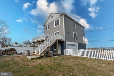 Want a lower BGE BILL!? This is the home for you! The solar - photo 8