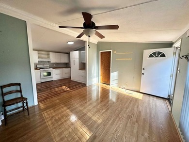 Centrally located doublewide situated on approximately 0.51 - photo 10