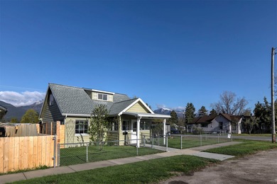 Bitterroot River Home For Sale in Hamilton Montana