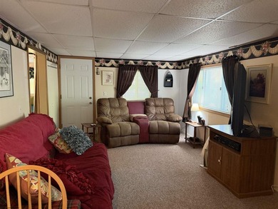 2 BEDROOM ONE BATH CABIN WITH COVERED FRONT AND BACK PORCH. TWO - photo 3