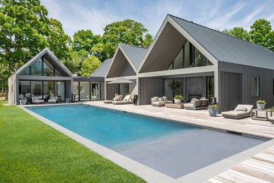 Originally conceived as the Laguna Project, 9 Margarets is an - photo 28