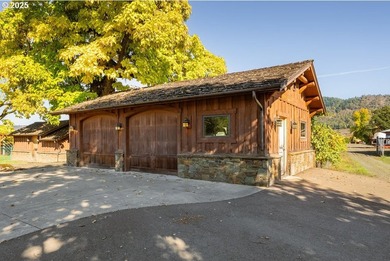 Welcome to Lookingglass Vineyard, a remarkable 142.94-acre - photo 31