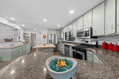 Fabulous Lake Sinclair offering with BEST LOCATION and BIG - photo 16