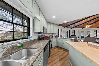 Fabulous Lake Sinclair offering with BEST LOCATION and BIG - photo 18