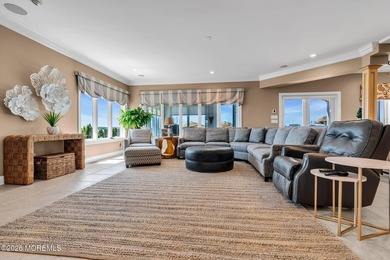 Welcome to one of the most extraordinary waterfront estates ever - photo 18