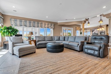 Welcome to one of the most extraordinary waterfront estates ever - photo 19