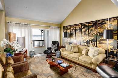 This exceptional condo commands a premium position with sweeping - photo 26