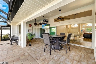 Welcome to your dream waterfront retreat! This beautifully - photo 29