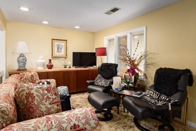 This exceptional condo commands a premium position with sweeping - photo 29