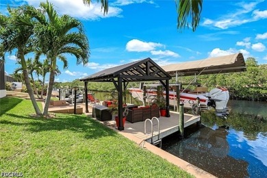 Welcome to your dream waterfront retreat! This beautifully - photo 36