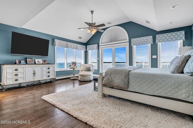 Welcome to one of the most extraordinary waterfront estates ever - photo 36