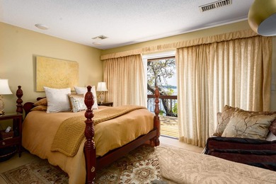 This exceptional condo commands a premium position with sweeping - photo 38