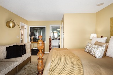 This exceptional condo commands a premium position with sweeping - photo 39