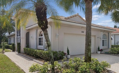 Beautifully UPDATED Move in Ready, One Story, Single Family Home - photo 1