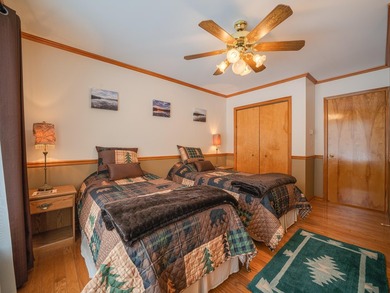Located in the heart of the Adirondack Mountains, this charming - photo 42