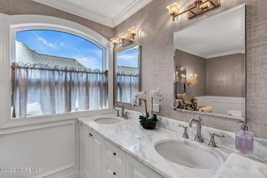 Welcome to one of the most extraordinary waterfront estates ever - photo 42