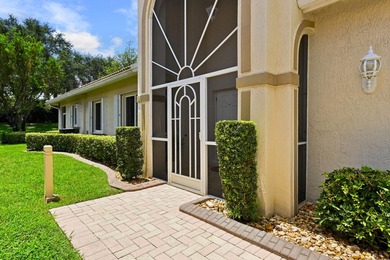 Beautifully UPDATED Move in Ready, One Story, Single Family Home - photo 3