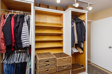 This exceptional condo commands a premium position with sweeping - photo 43