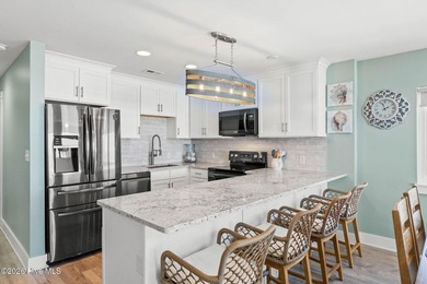 Unbeatable views, effortless coastal living, and a front-row - photo 7