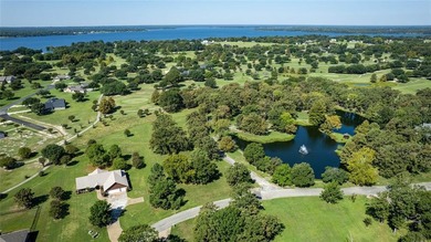 Discover the perfect blend of golf course living and lake life - photo 8