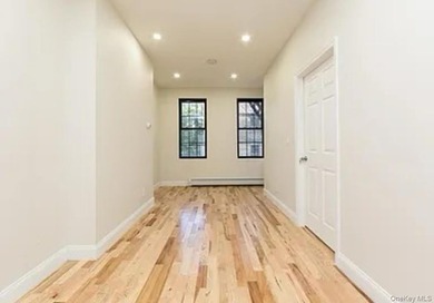 Fantastic opportunity to own a beautifully renovated mixed-use - photo 12