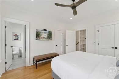 This low-maintenance home is a refreshing contrast to the high - photo 16