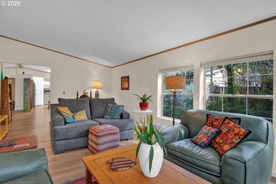 Upon entering this well-maintained home, with its recent updates - photo 31