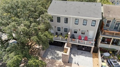 This low-maintenance home is a refreshing contrast to the high - photo 32