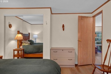 Upon entering this well-maintained home, with its recent updates - photo 35