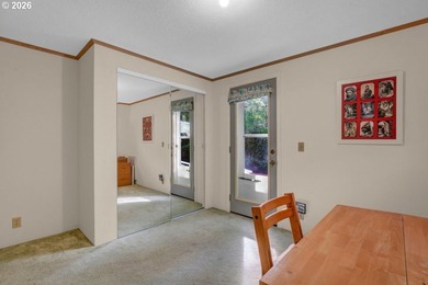 Upon entering this well-maintained home, with its recent updates - photo 38