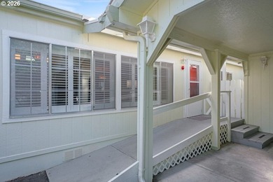 Upon entering this well-maintained home, with its recent updates - photo 39