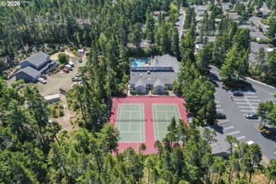 Upon entering this well-maintained home, with its recent updates - photo 47